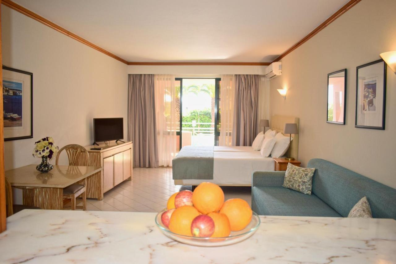 Clube Oceano Apartments อัลบูเฟรา ภายนอก รูปภาพ